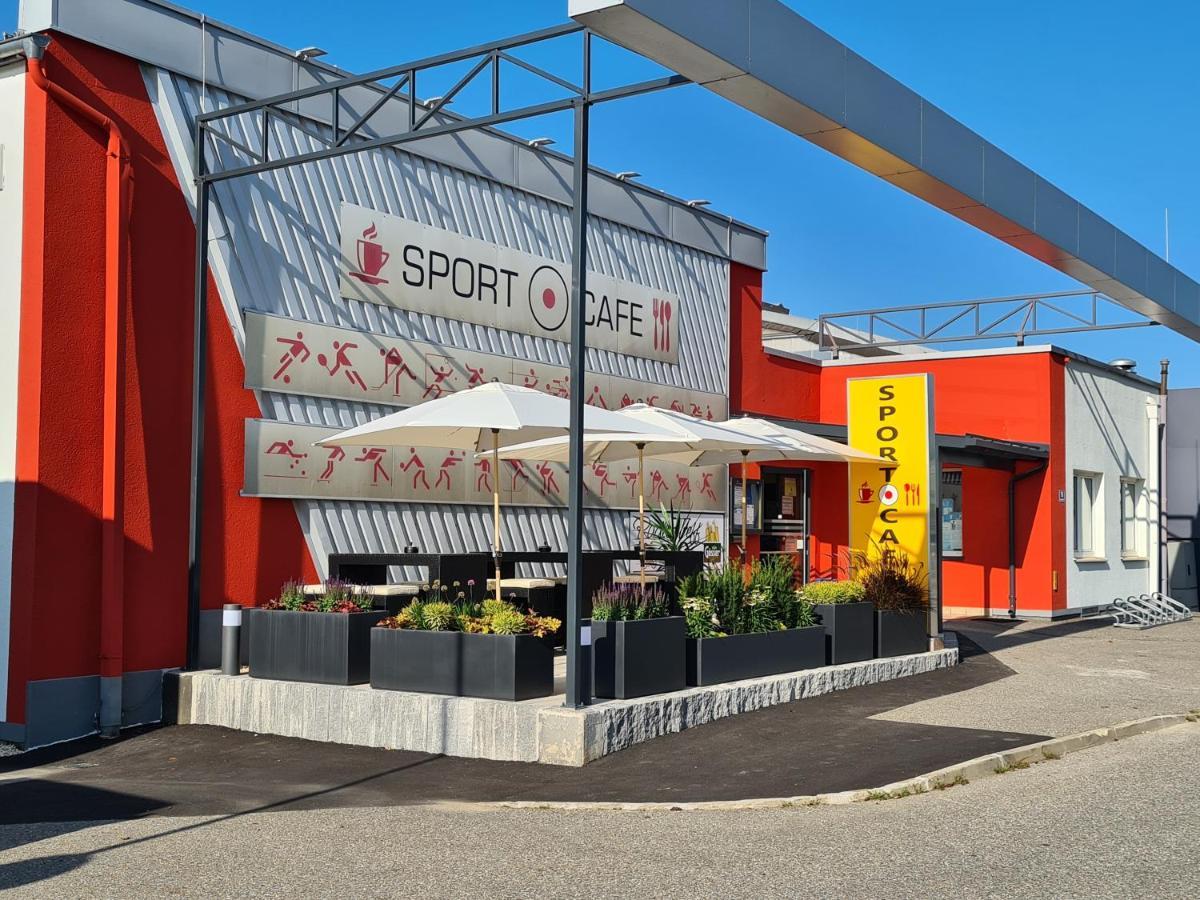 Sportzentrum - A Silent Alternative Camping Zeltweg
